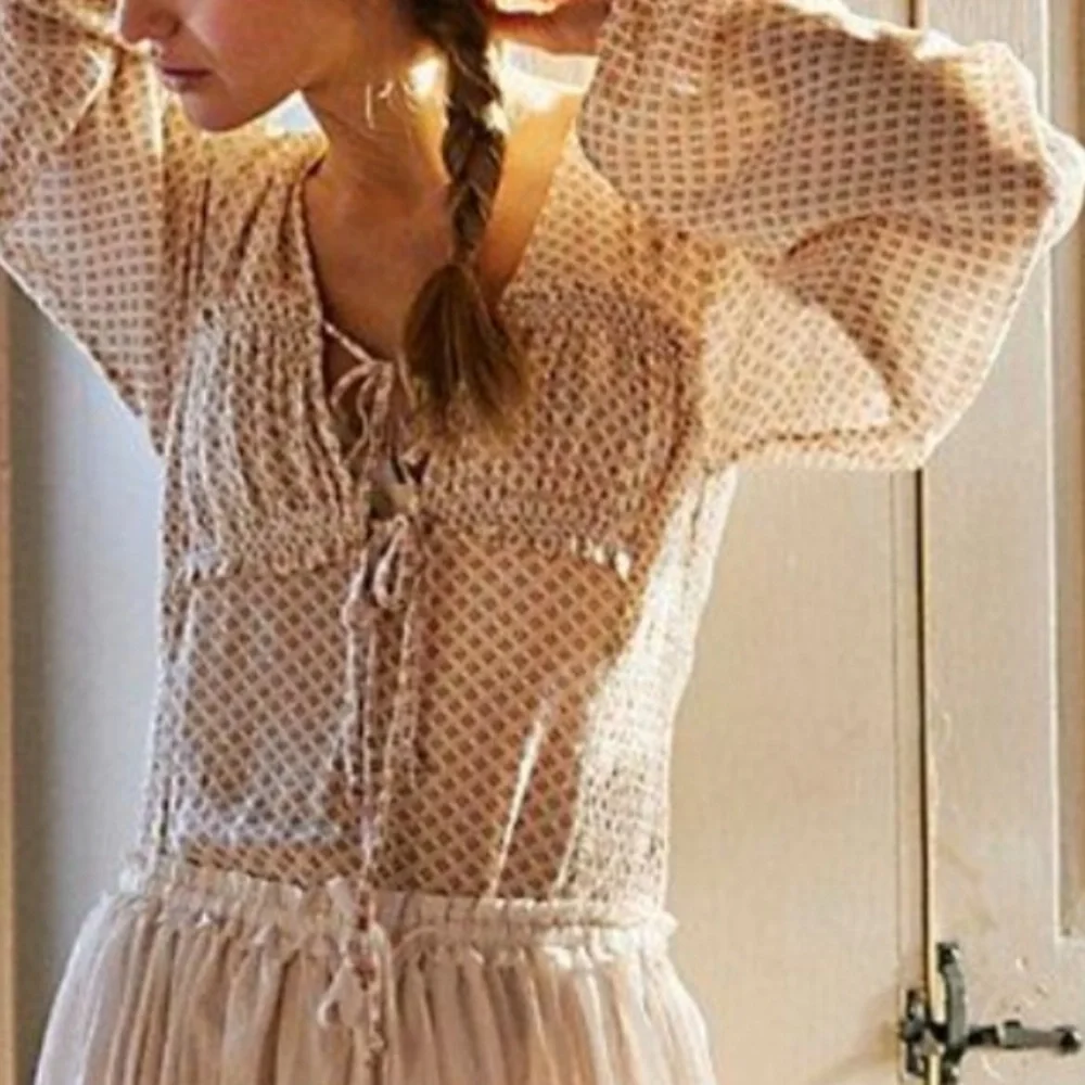 FREE PEOPLE SUNNY MEADOWS TIE FRONT FLORAL BODYSUIT WHITE TAN XS